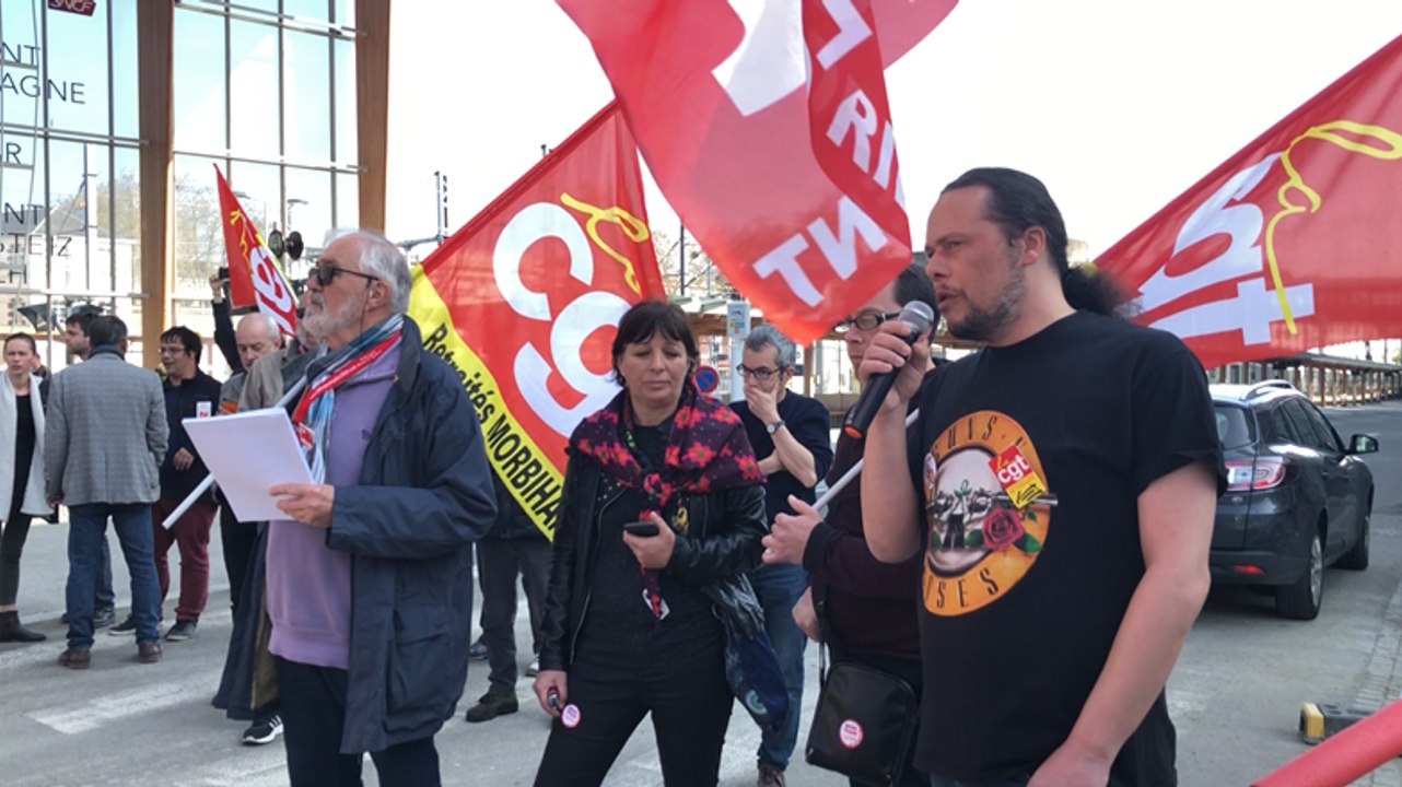 Union syndicale sur les rails pour La défense des cheminots