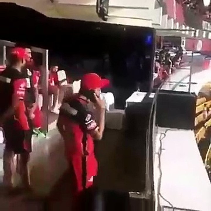What Virat Kohli Did With Anushka During IPL Match