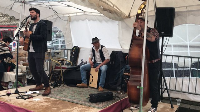 Un anniversaire très arrosé à Lisieux
