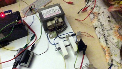 Mejoras en la transmisión de energía libre Ruhmkorff Tesla