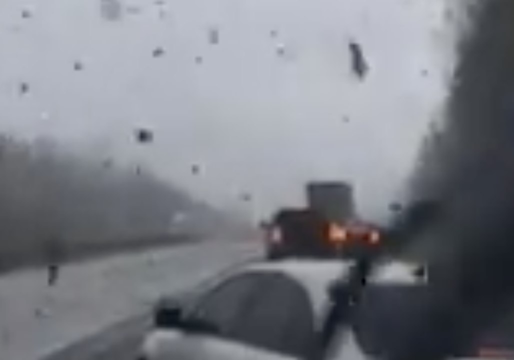 Tornado Throws Up Debris, Rocks Cars Stuck on Arkansas Highway