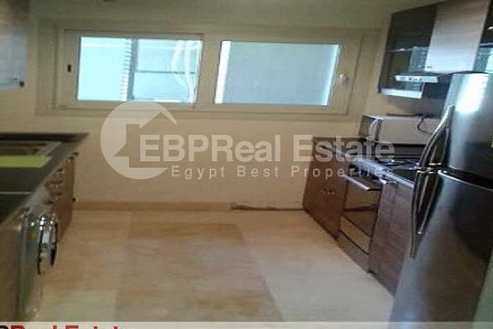 شقة بحديقة للايجار في كمبوند ذا فيليج بالم هيلز