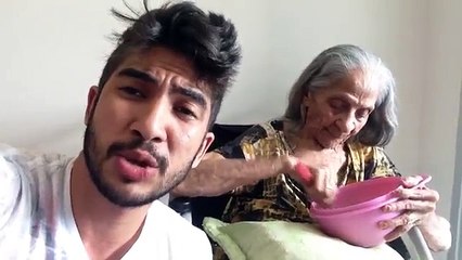 SOFHIA COM SAUDADES DE VOZINHA.