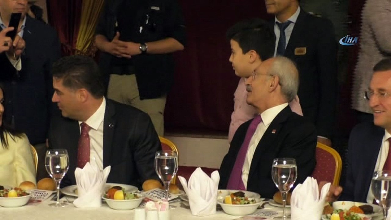 Cumhuriyet Halk Partisi Genel Başkanı Kemal Kılıçdaroğlu: 'Belli konularda belediye meclis üyesini ortak seçelim bir kişi belediye meclisinde temsil edilsin”