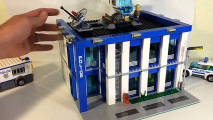 LEGO Modular Building Police Station!