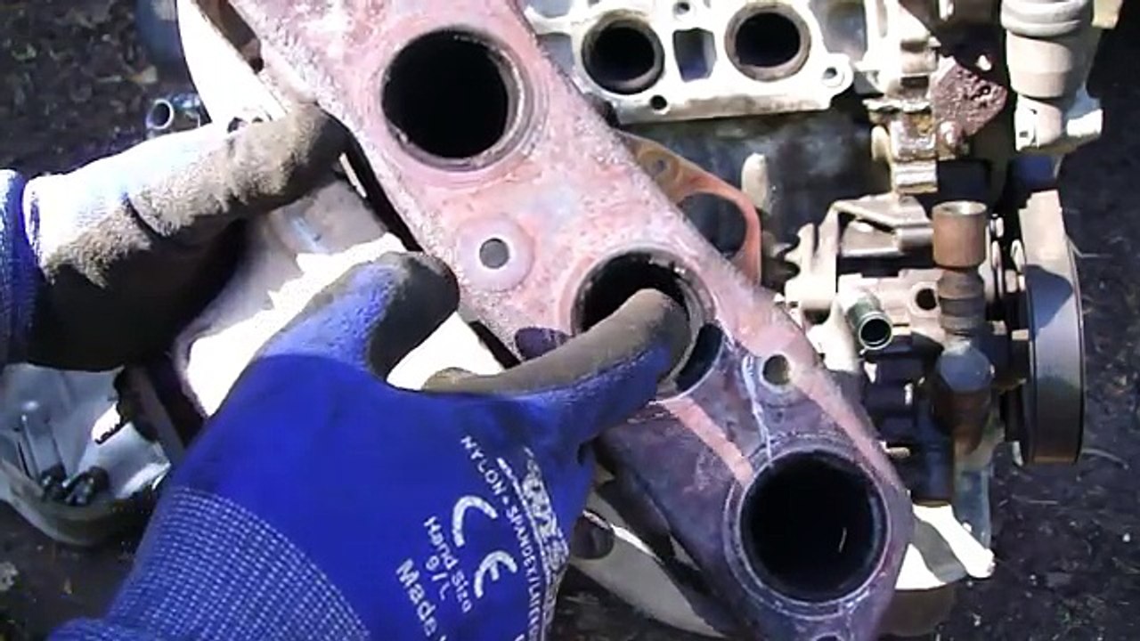 How to find leaks in exhaust manifold and exhaust pipe area video