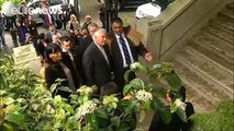 Tillerson recibido con protestas en Nueva Zelanda