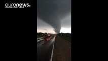 Al menos cinco muertos y 50 heridos en los tornados registrados en Texas