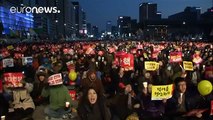 Manifestaciones en Seúl en contra y a favor de la destitución de la presidenta Park Geun-hye
