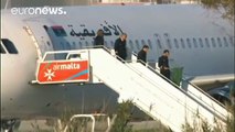 Dos libios proGadafi desvían un avión a Malta y se entregan sin provocar víctimas