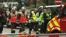 Al menos cinco muertos y decenas de heridos en un accidente de tranvía en Londres