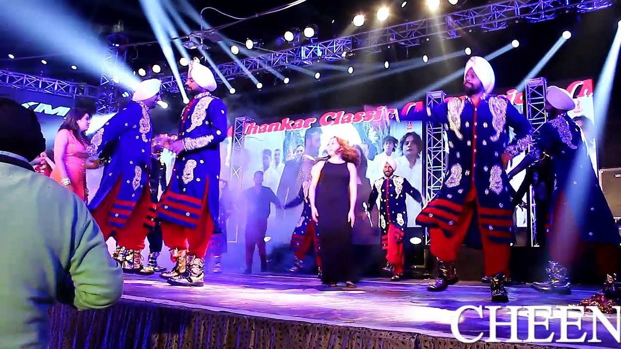 BLACK PANTHER BHANGRA GROUP TM ---- LIVE MODEL  PERFORMANCE