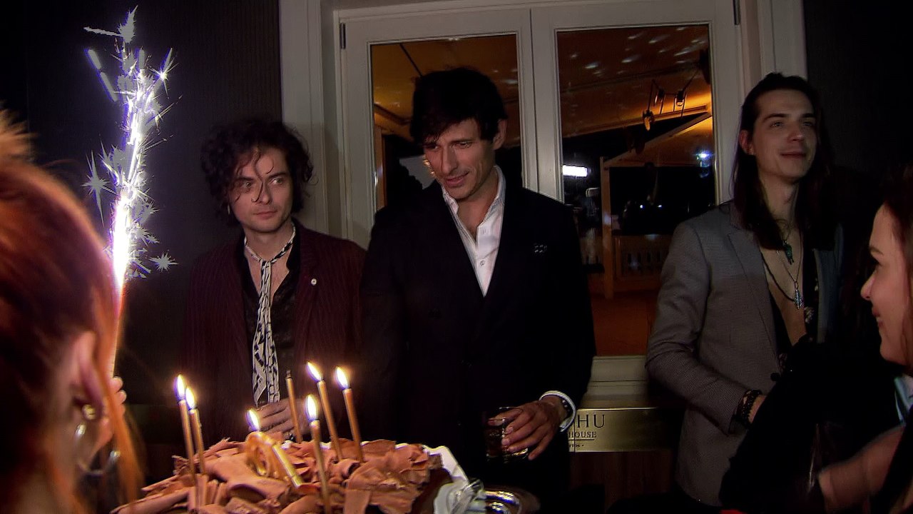 Andrés Velencoso celebra su 40 cumpleaños rodeado de amigos