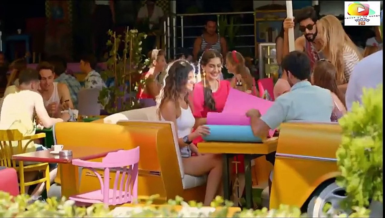 `Dheere Dheere meri zindgi mein aana