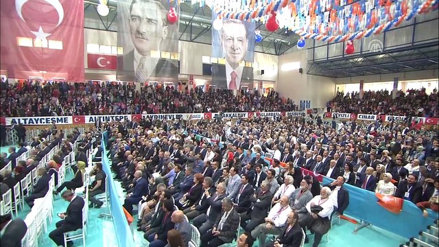 Cumhurbaşkanı Erdoğan: 'Biz hiçbir zaman mezhepçi olmadık' - İSTANBUL
