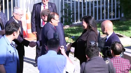 Başbakan Yardımcısı Çavuşoğlu, KKTC Meclis Başkanı Uluçay tarafından kabul edildi (1) - LEFKOŞA