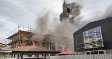 Şişli Teşvikiye Camii'nde Yangın Çıktı