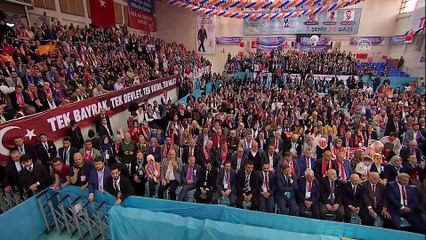 Cumhurbaşkanı Erdoğan: '15 yıllık hizmet ve yatırım kervanının aksamasına, sendelemesine izin vermeyeceğiz'- İSTANBUL