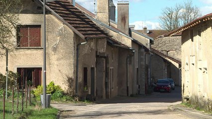 Macron un an après, l'amertume à Domrémy-la-Pucelle