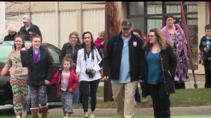 Racing Fans Get Help from Professional Driver for Gender Reveal