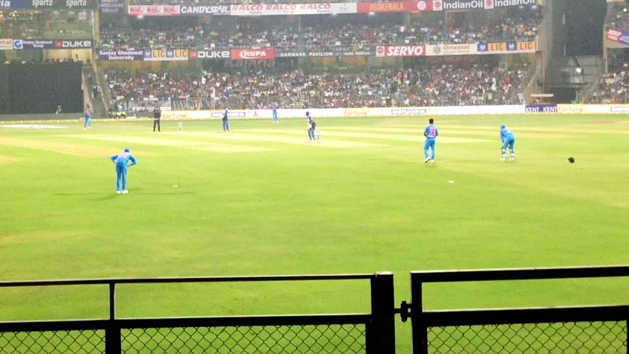 Jaydev Unadkat gives 'HOOL' to Sri Lankan Batsman