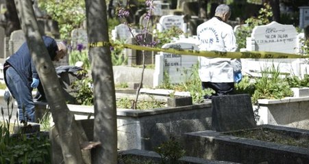 Kanser Hastası Yaşlı Adam, Babasının Mezarı Başında Kafasına Sıktı