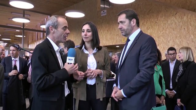 D!CI TV : Associer les habitants aux projets photovoltaïques et éoliens , selon Brune Poirson