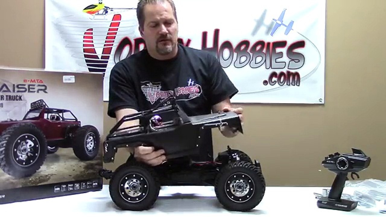 Thunder Tiger Kaiser eMTA Inside Look and Running / Jumping - RC Monster Truck