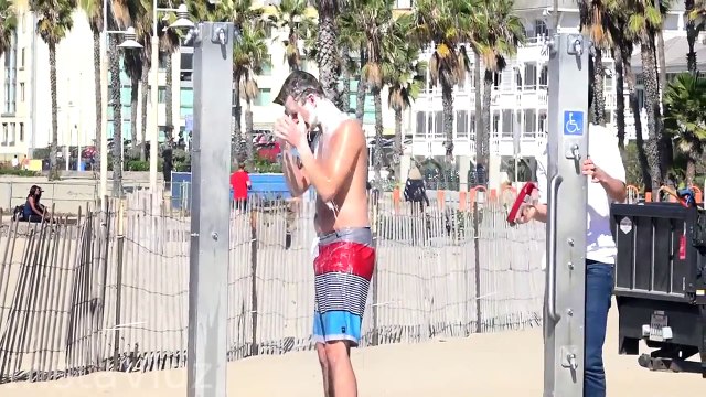 Best Shampooing Prank Compilation #1 - FUNNY PRANKS !