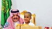 طفل سعودي يطلب من ابوه ان يحلق شعره كامل .. السبب أبكى العالم العربي كله  !! شاهد المفاجئة