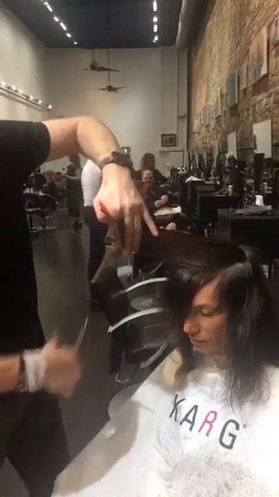 Textured haircut tutorial - Medium Length Haircut Tutorial