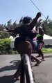 Video de una mujer bailando ridícula