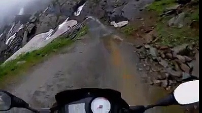 Danger Road Bike Travel || Himalaya Indian Road Motorcycle drive