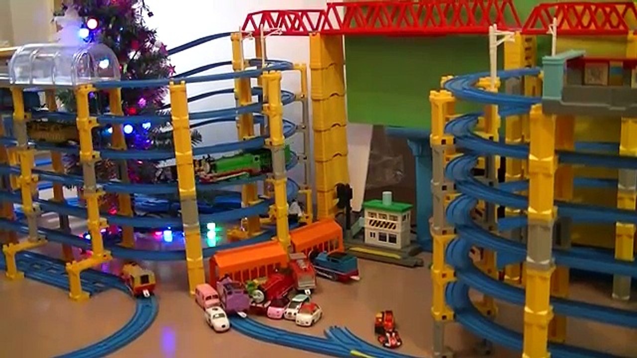 Accident will Happen - 26 Thomas and Friends Trains crash together! (00048)