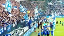 Derbysieger Schalke 04: Siegesfeier mit Dominico Tedesco und Spieler bei Nordkurve Schalke | S04-BVB