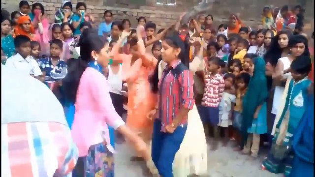 गावं का इतना धमाकेदार डांस अभी तक आपने नही देखा होगा - New Bhojpuri Song 2018