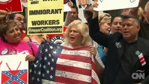 Arzobispo de Los Ángeles defiende a inmigrantes de Trump