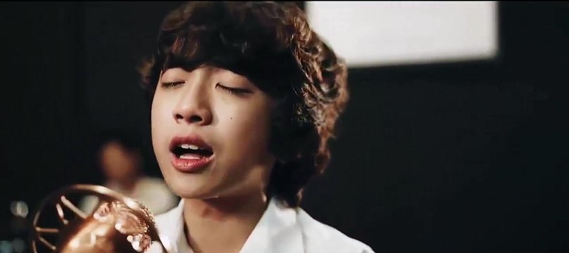 Bài hát về mẹ làm rung động hàng triệu con tim