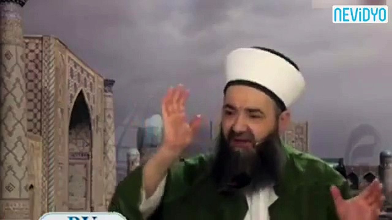 Cübbeli Ahmet Hoca, Nihat Hatipoğlu'nu tiye...
