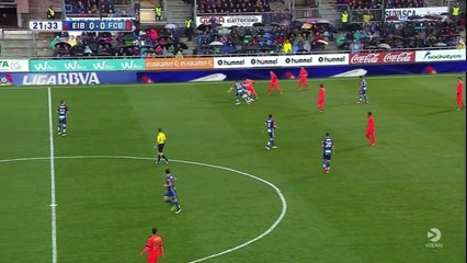 İspanya Messi&#39;nin Eibar maçındaki çalımlarını konuşuyor