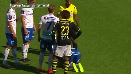 İsveçli oyuncu hakemi aldatmada çığır açtı!