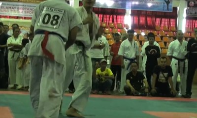 Intip Kejuaraan Karate Dominan Kontak Fisik "Shinyokushin"