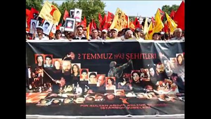 &#39;Otuz yedi can, otuz yedi gül; çatlamış susuzluktan Sivas&#39;ın içinde&#39;