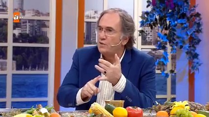 Canlı yayında orucunu bozunca ne yapacağını şaşırdı