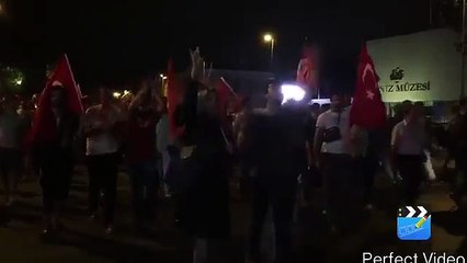 Şehitler için sokağa inen eylemciler: Operasyon değil, katliam istiyoruz!