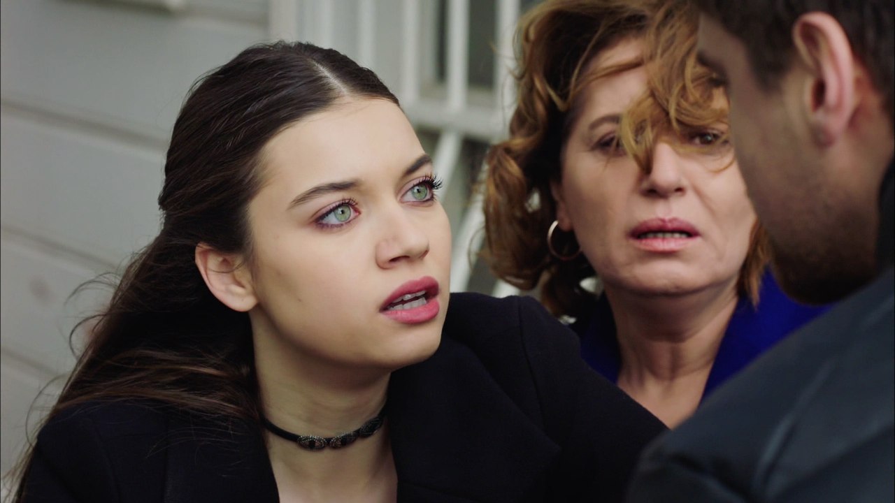 Fazilet Hanım ve Kızları 43. Bölüm Bunu Neden Yaptın Bize?