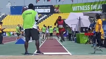 Görme engelli uzun atlamacının yaşadığı talihsiz kaza...