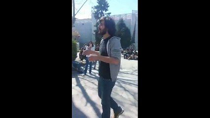 İstanbul Üniversitesi öğrencileri Erdoğan&#39;ın korumalarını taklit etti