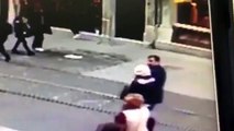 İstiklal Caddesi'ndeki canlı bomba saldırısı kamerada