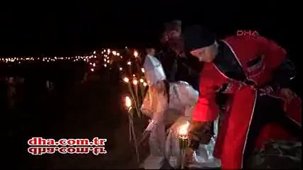 Çerkesler ve Abhazlar sürgüne gönderilen atalarını andı